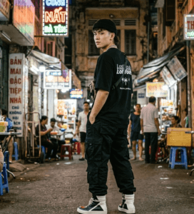 Áo Thun LostYouth: Cẩm Nang Săn Deal Local Brand Cực Hời Cho Gen Z